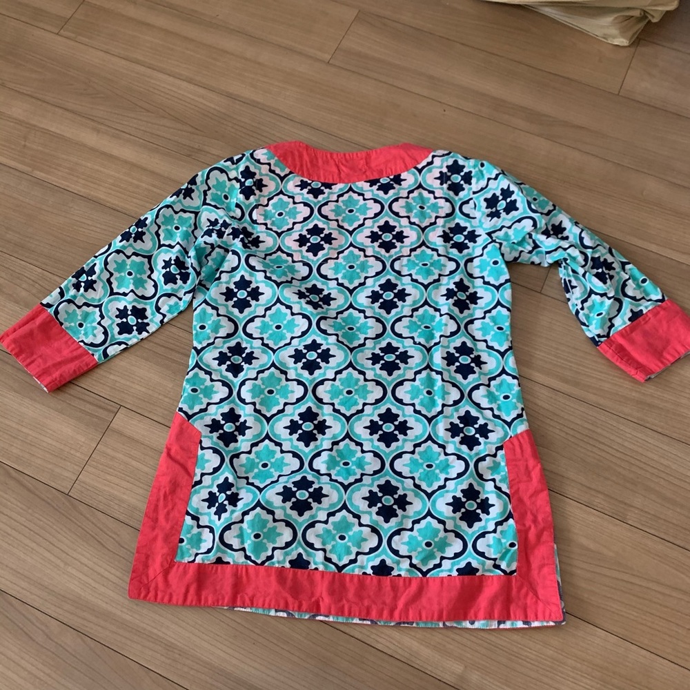 Simply Southern Flower Notch Tunic - Picture 5 of 8